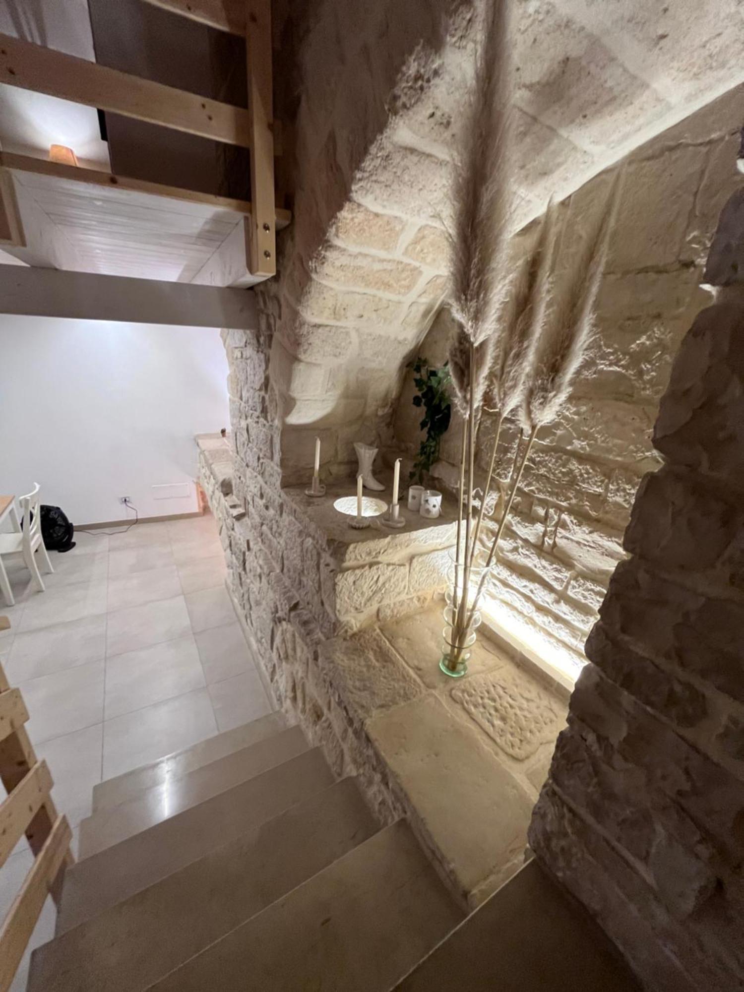 Epoca Suite House Trani Exterior foto